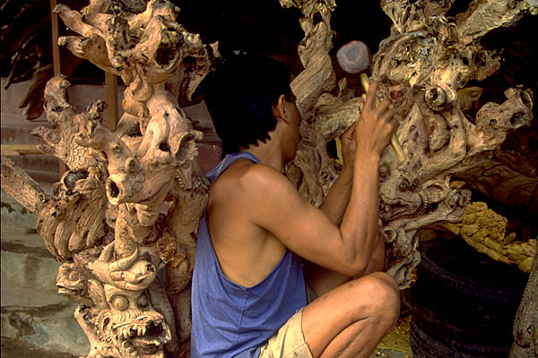 Bali-wood-carving